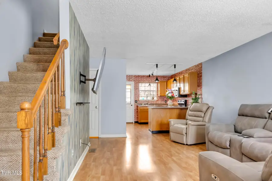 2931 Broad Street #Apt 143, Bristol, TN 37620 - #2