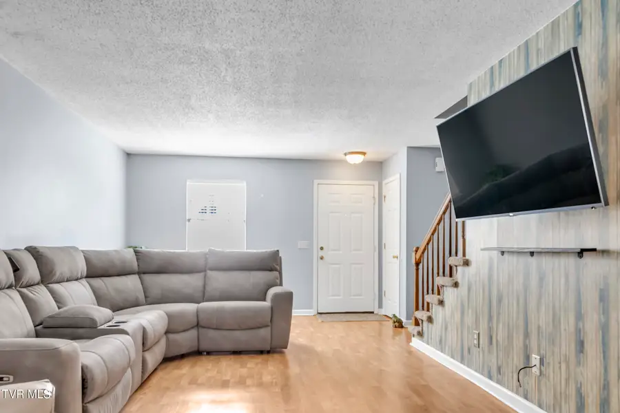 2931 Broad Street #Apt 143, Bristol, TN 37620 - #3