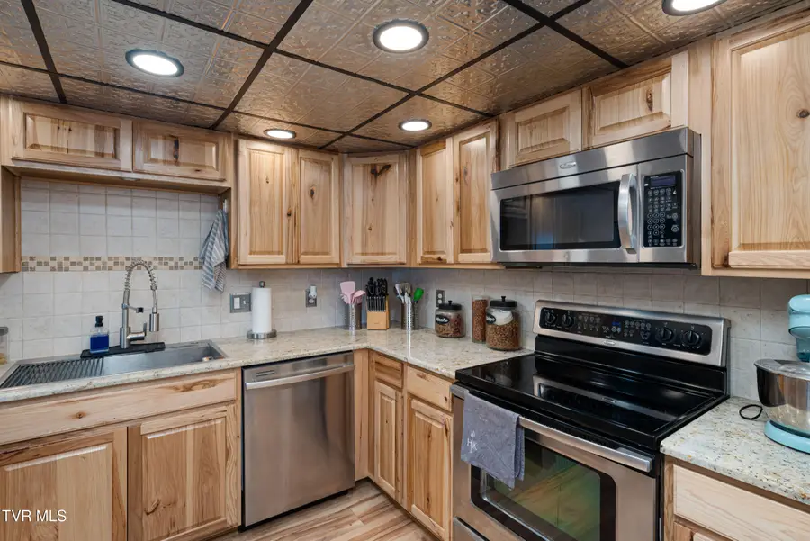 548 Fleetwood Drive #D, Kingsport, TN 37660 - #3