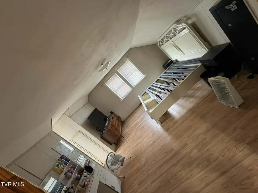 11821 Central Street, Coeburn, VA 24230 - #3