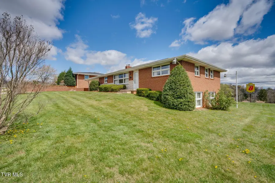 801 Mimosa Drive, Kingsport, TN 37660 - #2