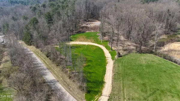 125 Powder Hollow Road, Unicoi, TN 37692