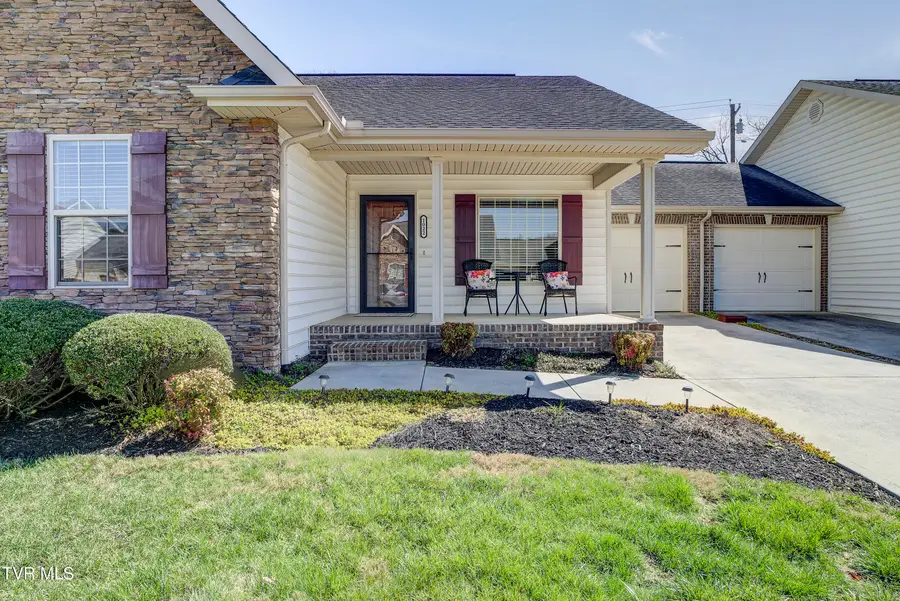 1022 Appaloosa Trail, Johnson City, TN 37604 - #2