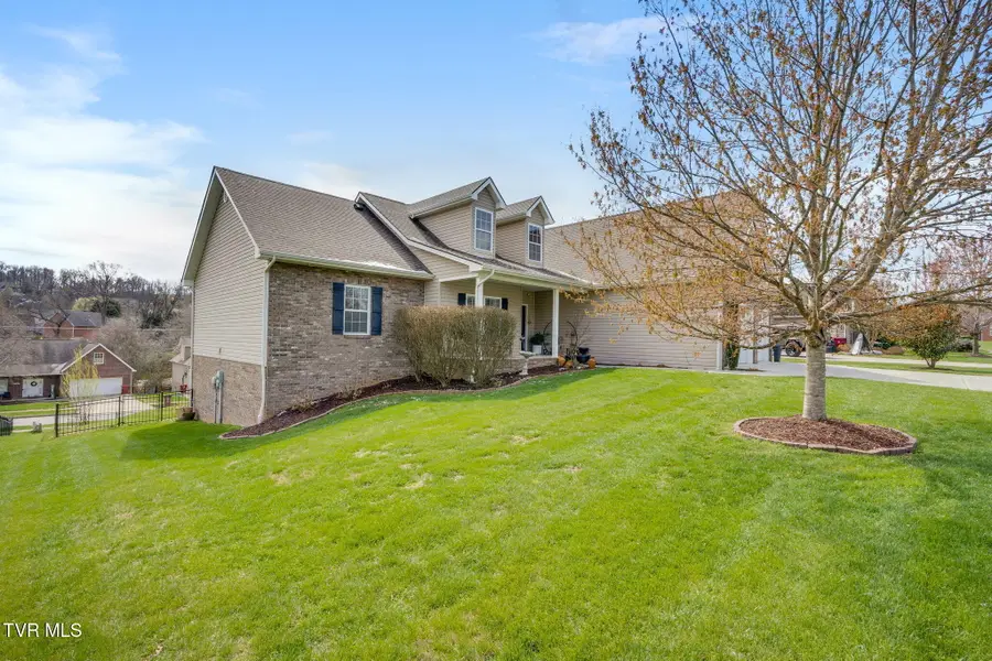 121 Springwinds Loop, Johnson City, TN 37601 - #3