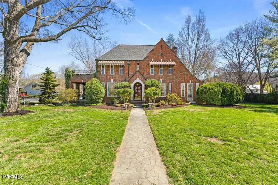 708 North Main Street, Elizabethton, TN 37643 - #2