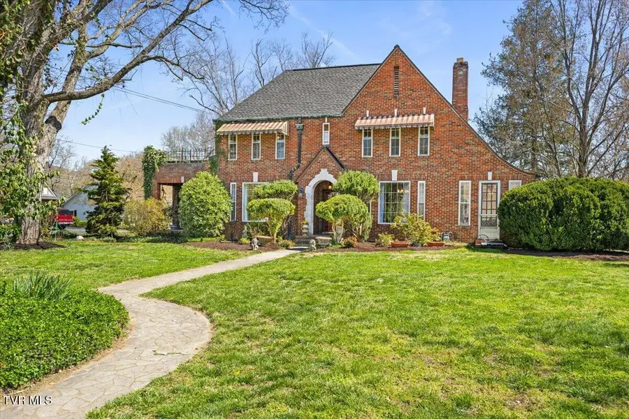 708 North Main Street, Elizabethton, TN 37643 - #3