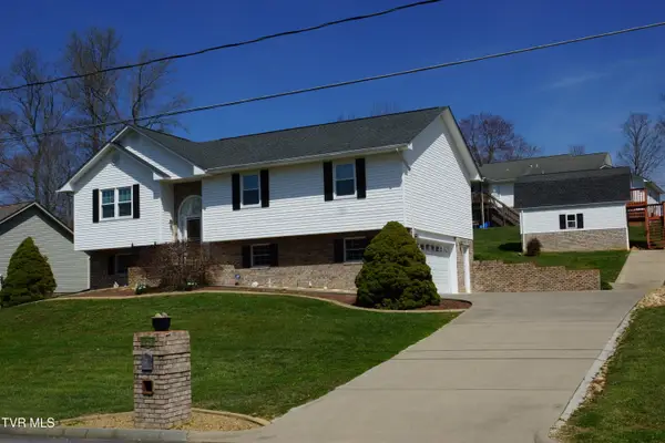 128 Meadow Springs Lane, Mount Carmel, TN 37645