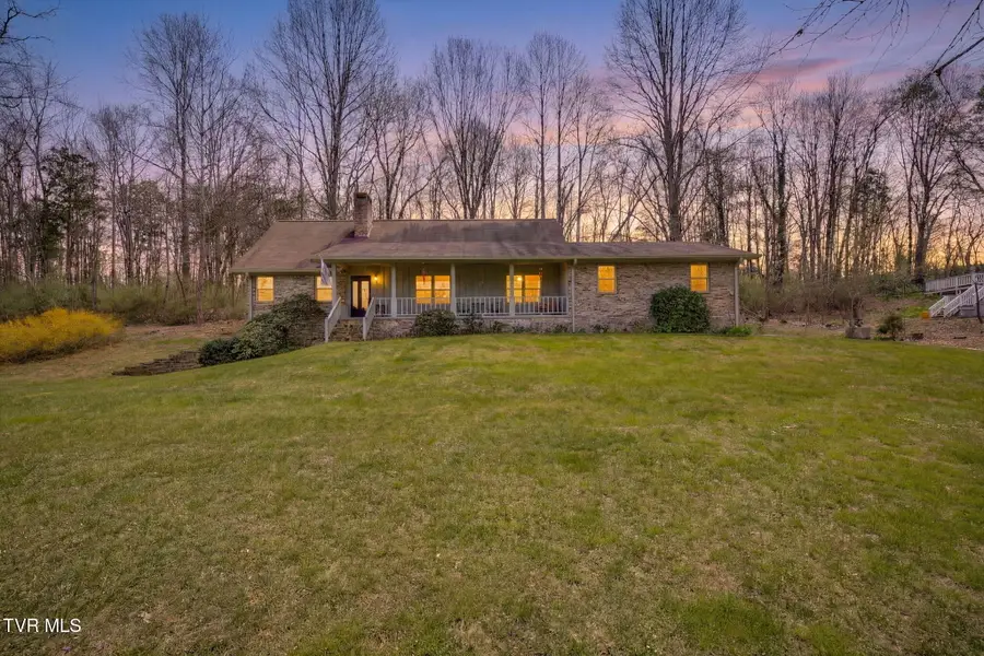 381 Sugarwood Drive, Kingsport, TN 37663 - #2