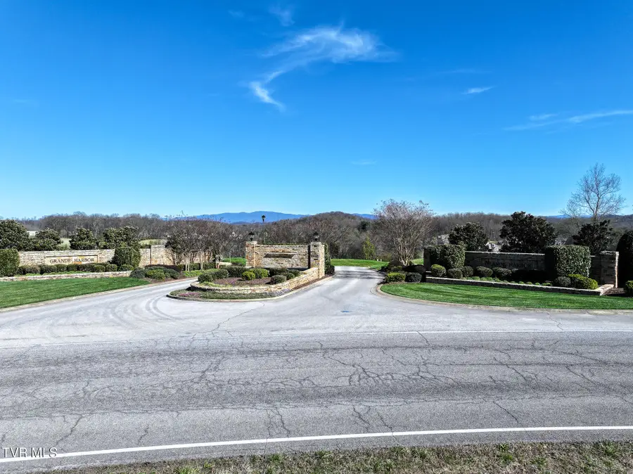 177 North Forest Lane, Blountville, TN 37617 - #2