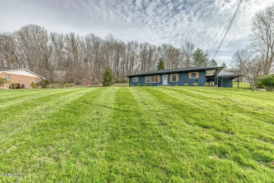 837 Parkway Boulevard, Elizabethton, TN 37643 - #2