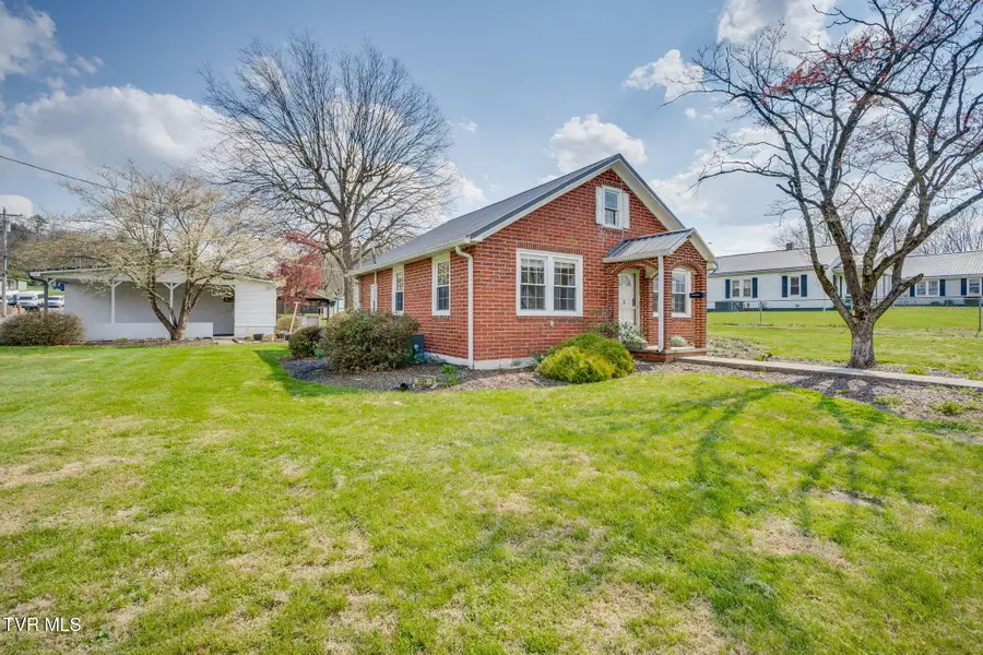 1024 East Mckinney Avenue, Rogersville, TN 37857 - #2