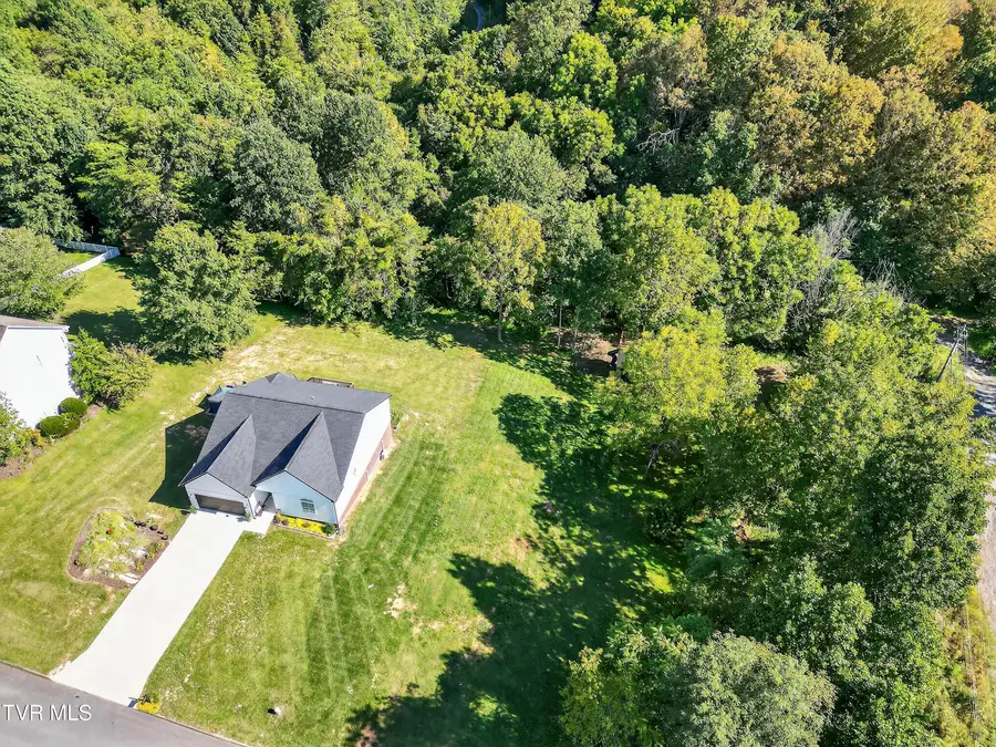 141 Queensgate, Bristol, TN 37620 - #2