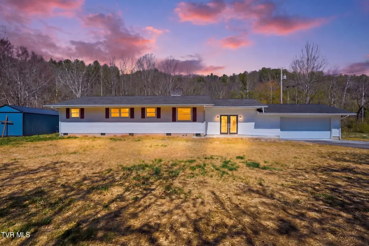 309 Heaton Street, Roan Mountain, TN 37687 - #1