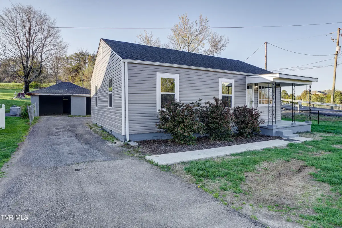 2012 Meadowview Parkway, Kingsport, TN 37660 - #1