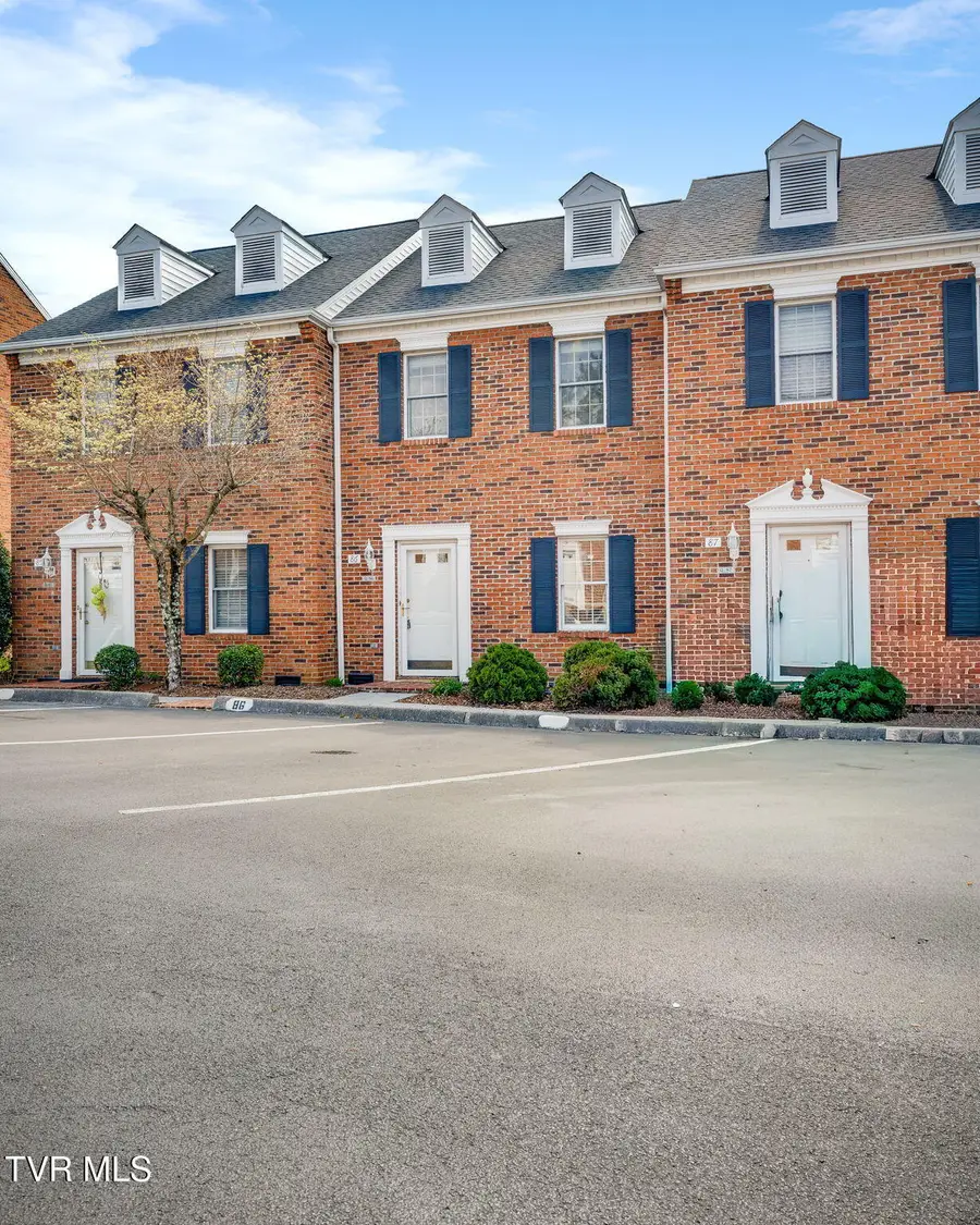 400 Sunset Drive #Apt Q86, Johnson City, TN 37604 - #3