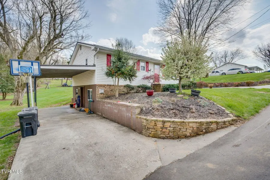 1224 East Mckinney Avenue, Rogersville, TN 37857 - #2