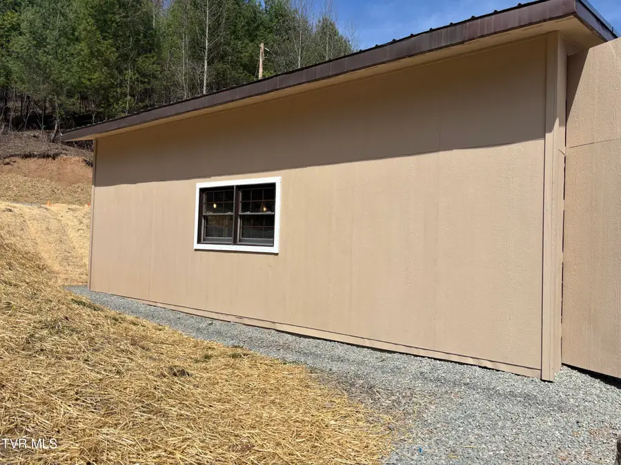 202 Greer Branch Road, Laurel Bloomery, TN 37680 - #3