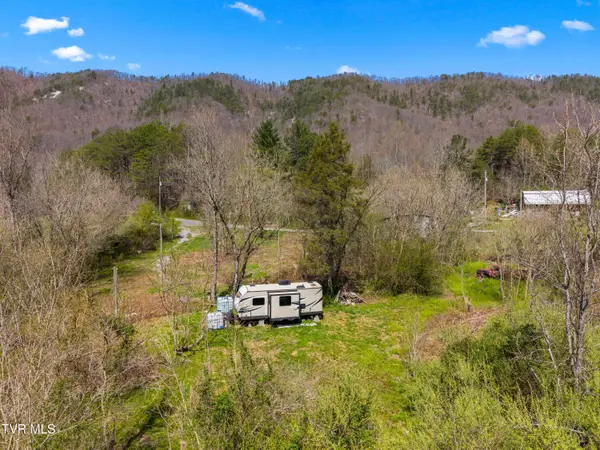 290 Cave Springs Road, Rogersville, TN 37857