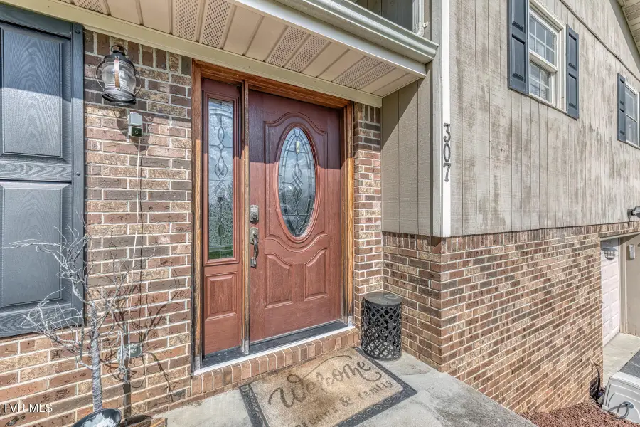 307 Sawyer Circle, Bluff City, TN 37618 - #2