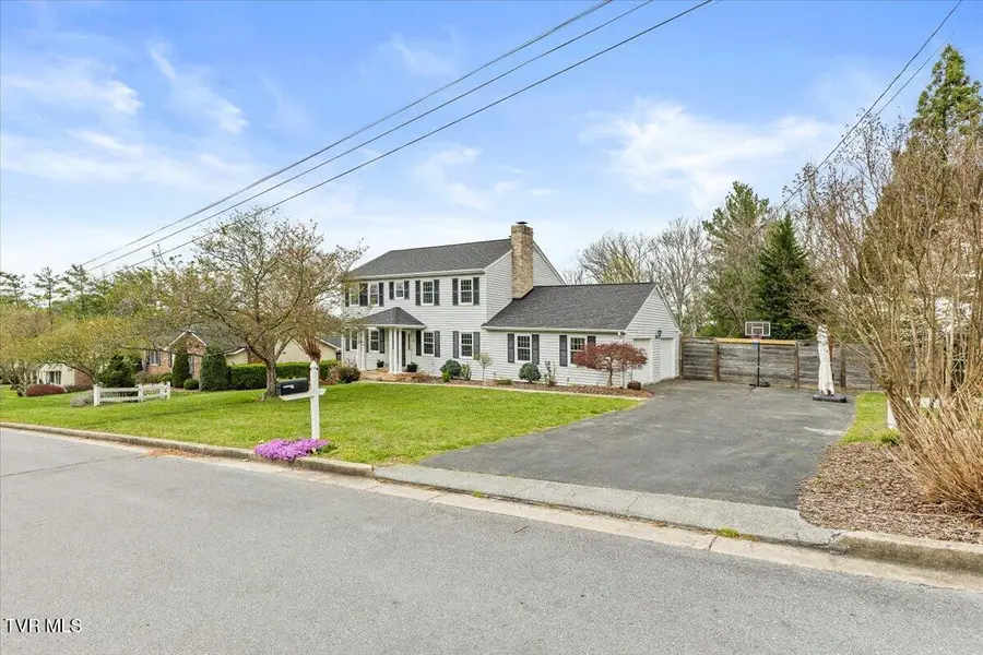 8 Parwood Court, Johnson City, TN 37601 - #2