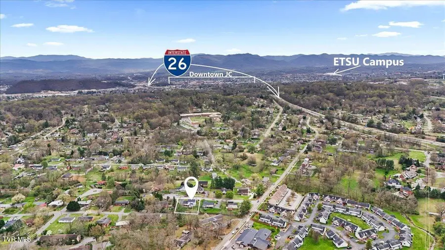 8 Parwood Court, Johnson City, TN 37601 - #3