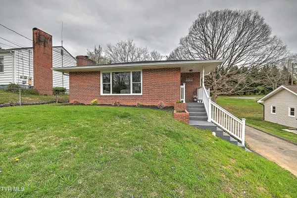 1002 Lincoln Avenue, Johnson City, TN 37604