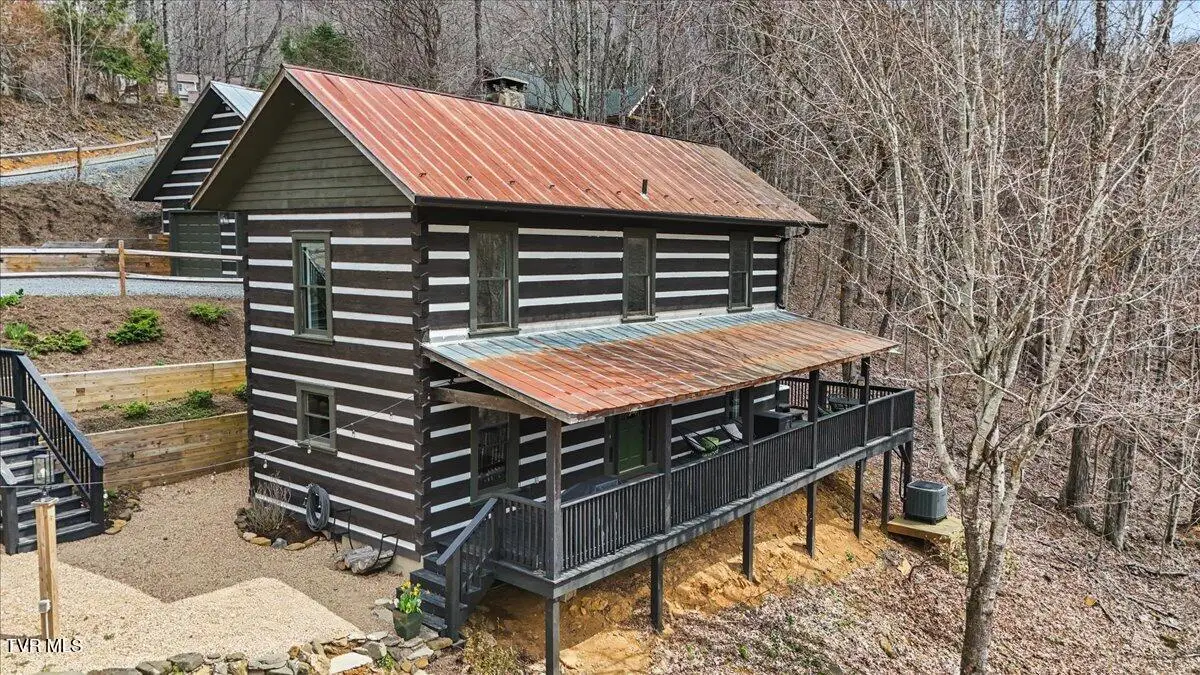 1444 Rich Mountain Road, Zionville, NC 28698 - #1