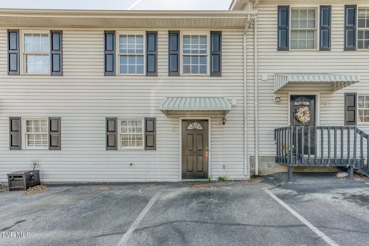 716 King Springs Road #Apt 7, Johnson City, TN 37601 - #1