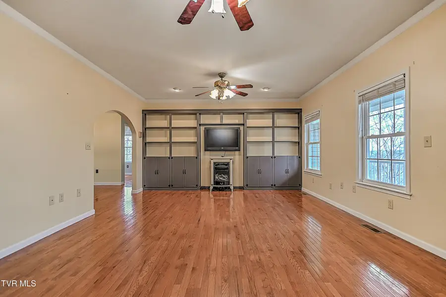 175 Amberwood Drive, Bristol, VA 24202 - #2