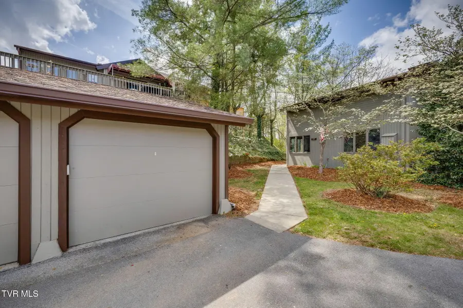 132 Willowbrook Court, Kingsport, TN 37660 - #2