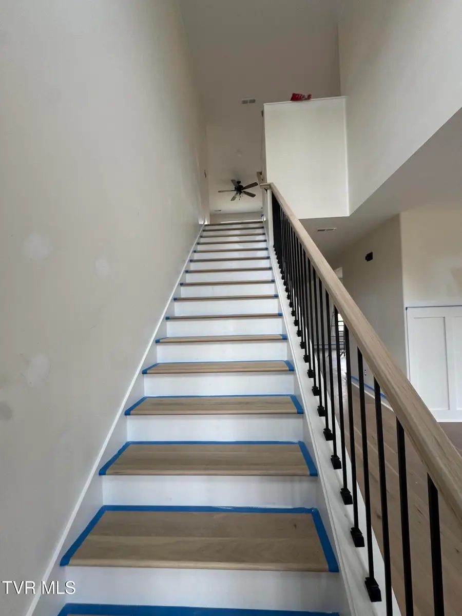 1184 Hawley Road, Blountville, TN 37617 - #3