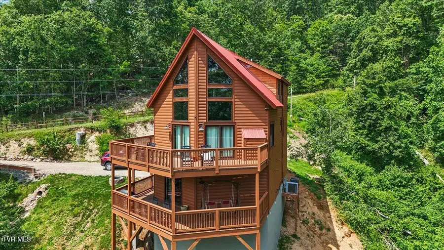 4014 Callalantee Drive, Mountain City, TN 37683 - #2