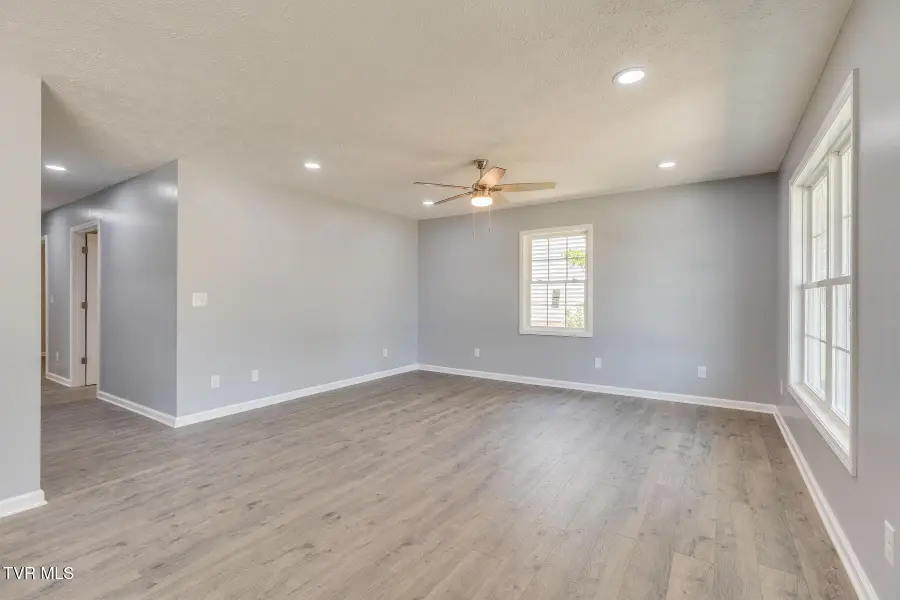 104 Woodmont Avenue, Kingsport, TN 37660 - #3