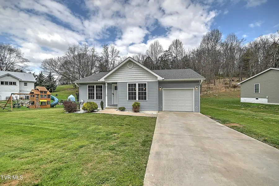 1735 Southside Road, Elizabethton, TN 37643 - #2