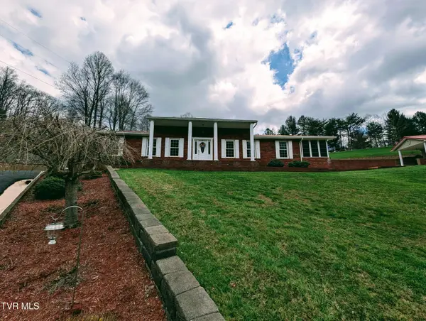 218 Northeast 7th Street, Norton, VA 24273