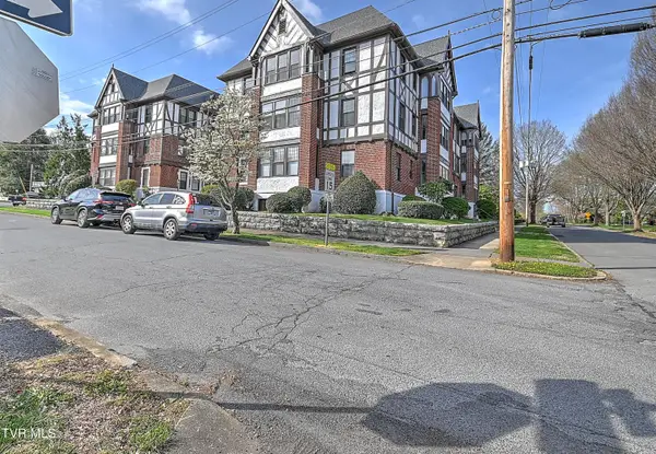 701 West Locust Street #Apt 16, Johnson City, TN 37604