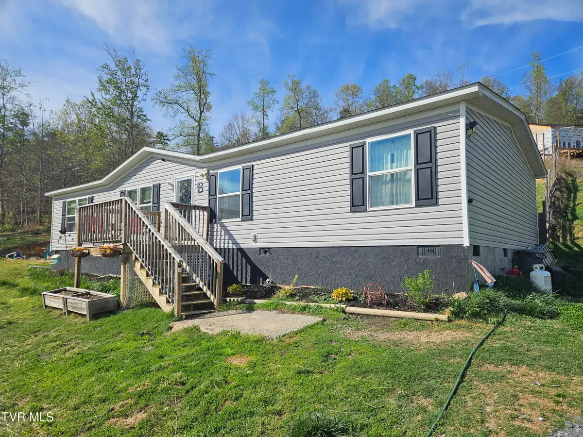 1029 Red Bud Lane, Rogersville, TN 37857 - #1