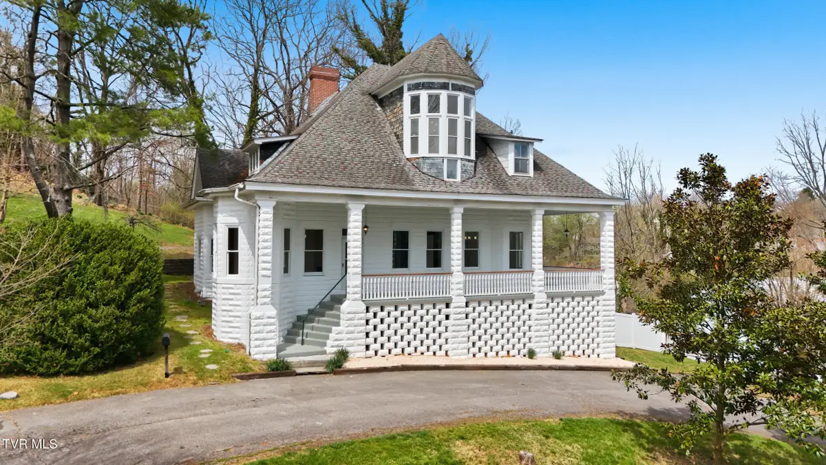 243 Northwest Mason Place, Abingdon, VA 24210 - #1