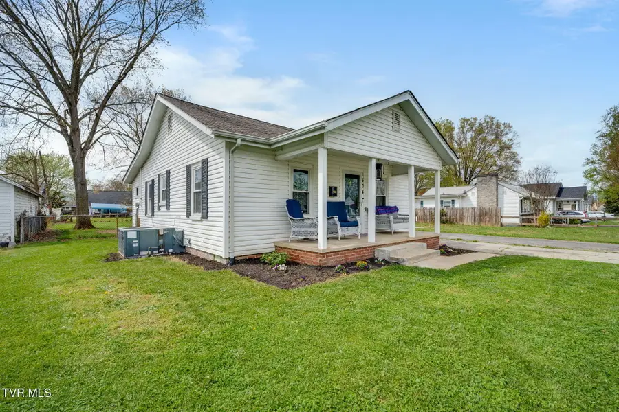 1504 Miller Street, Kingsport, TN 37664 - #2