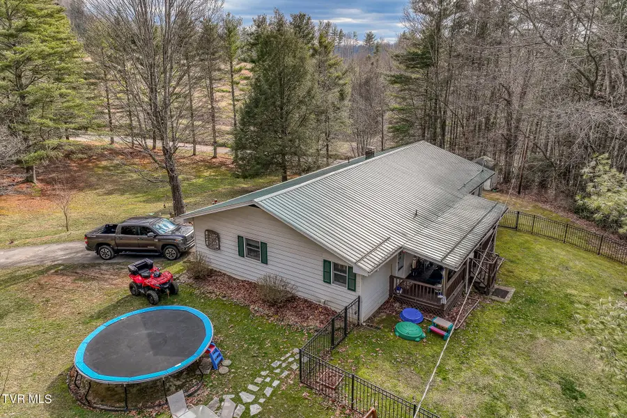 557 Waddell Road, Mountain City, TN 37683 - #3