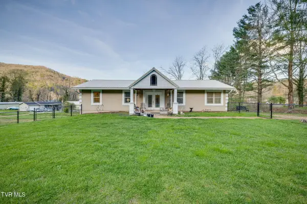191 Tennessee 143, Roan Mountain, TN 37687