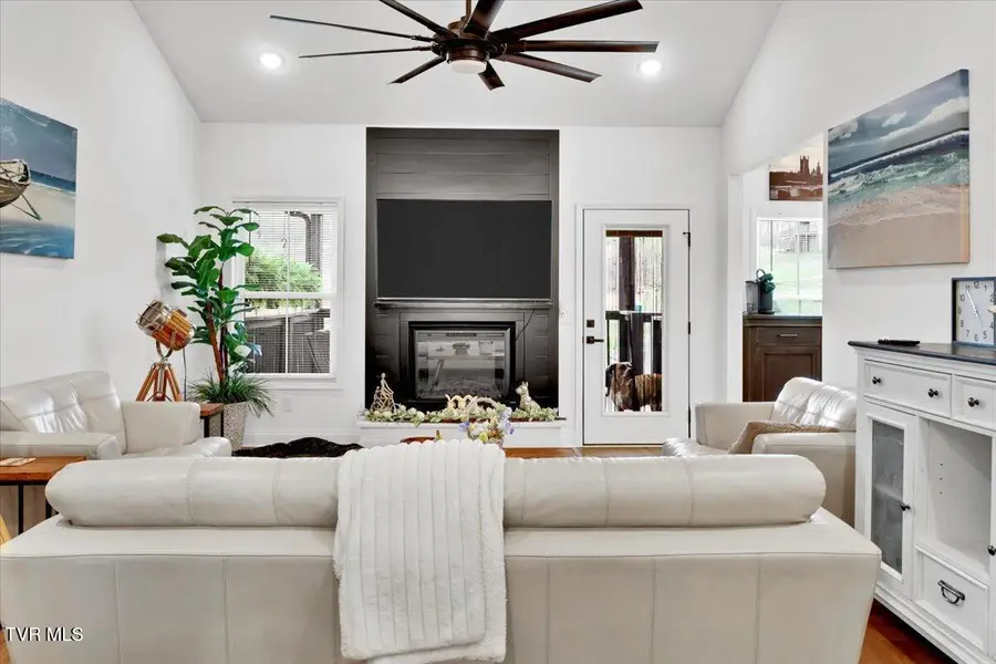 868 Granby Road, Kingsport, TN 37660 - #3