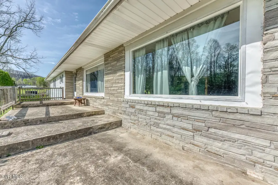 1436 Charity Hill Road, Elizabethton, TN 37643 - #2
