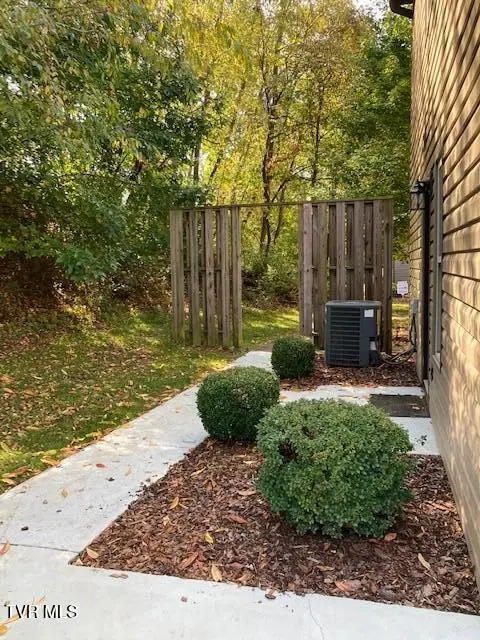 504 -D Pilgrim Court #D, Johnson City, TN 37601 - #3