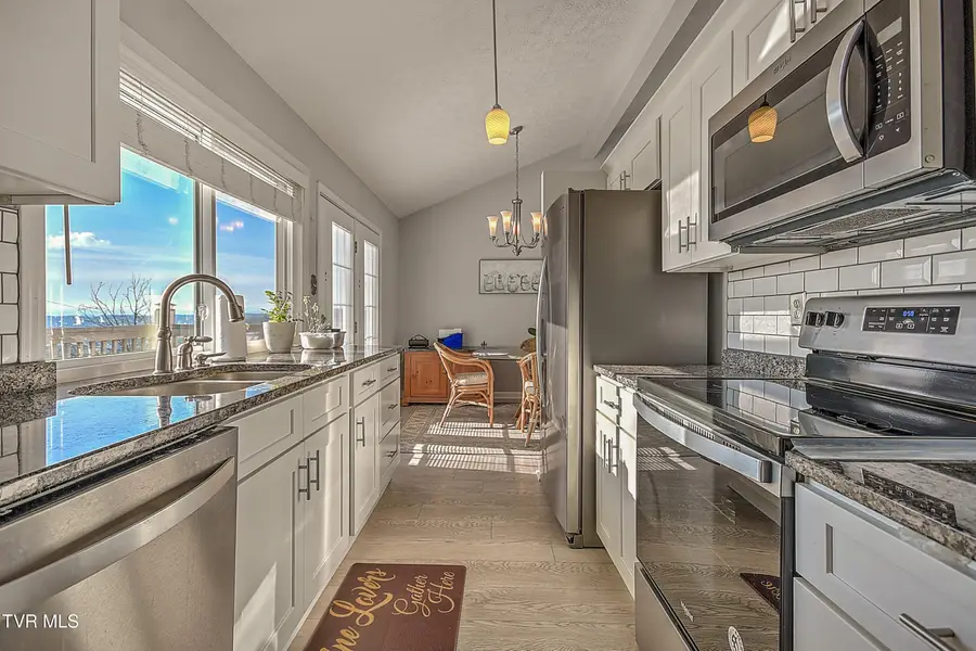 1023 Starling Drive, Kingsport, TN 37660 - #3