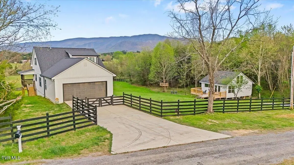 250 Burnetts Chapel Lane, Greeneville, TN 37743 - #1