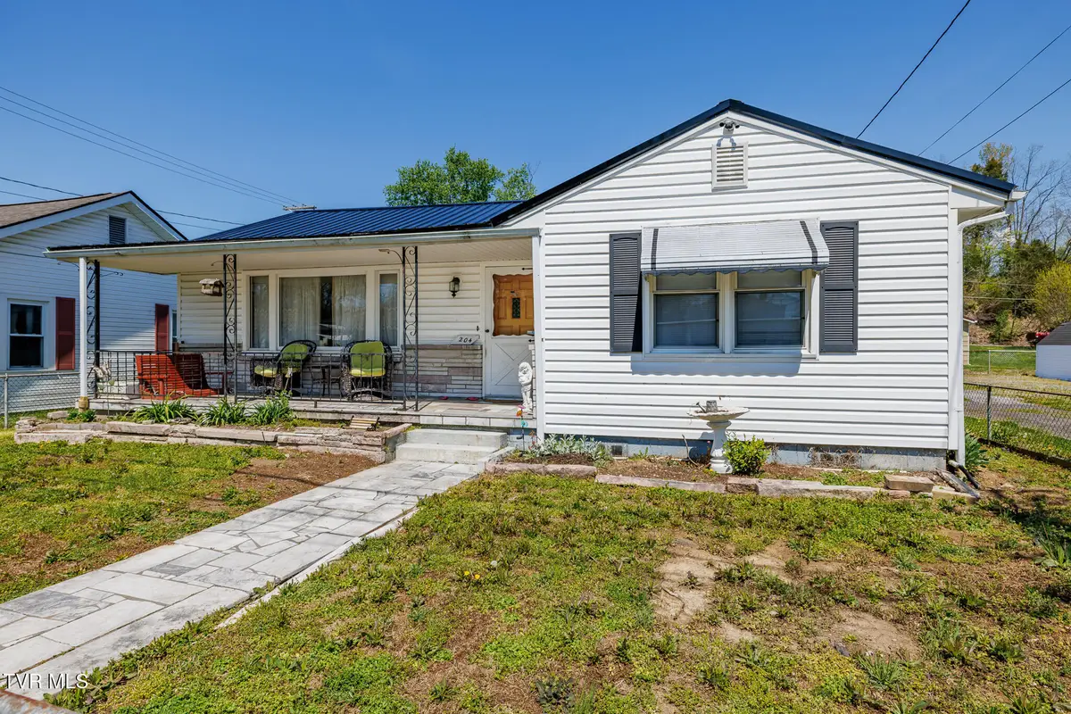 204 East Millpond Street, Kingsport, TN 37660 - #1