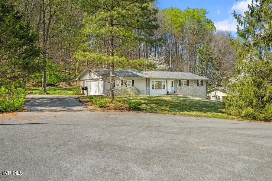 4 Okeechobee Drive, Johnson City, TN 37604 - #3