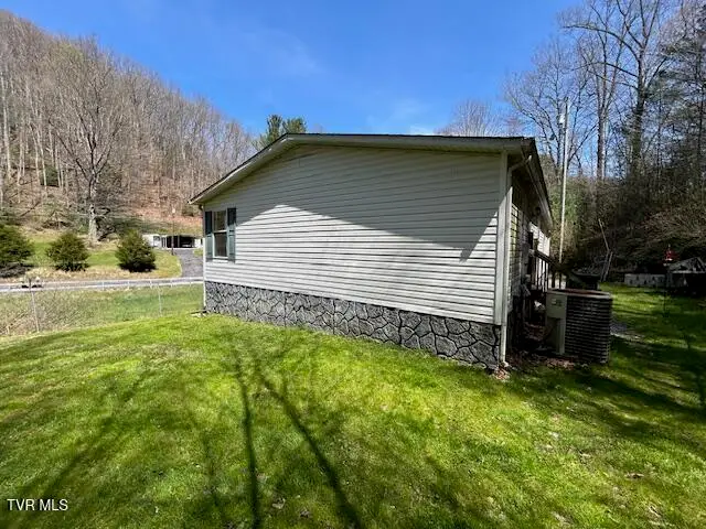 7036 Bear Branch Road, Norton, VA 24273 - #3