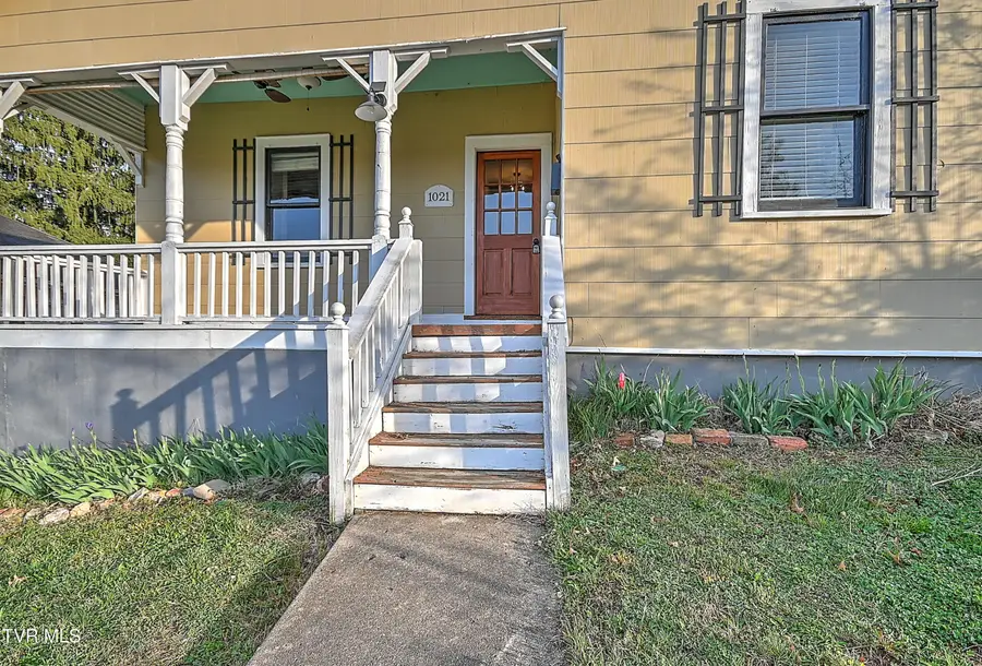 1021 Lawrence Avenue, Bristol, VA 24201 - #3